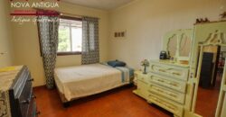 J529 – Nice house in Villas de Santiago