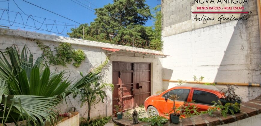 J529 – Bonita casa en Villas de Santiago