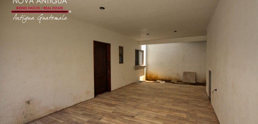 N43 – Beautiful 3 Apartment Complex for Sale