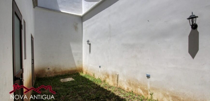 N43 – Beautiful 3 Apartment Complex for Sale