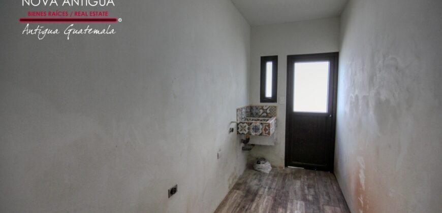 N43 – Beautiful 3 Apartment Complex for Sale