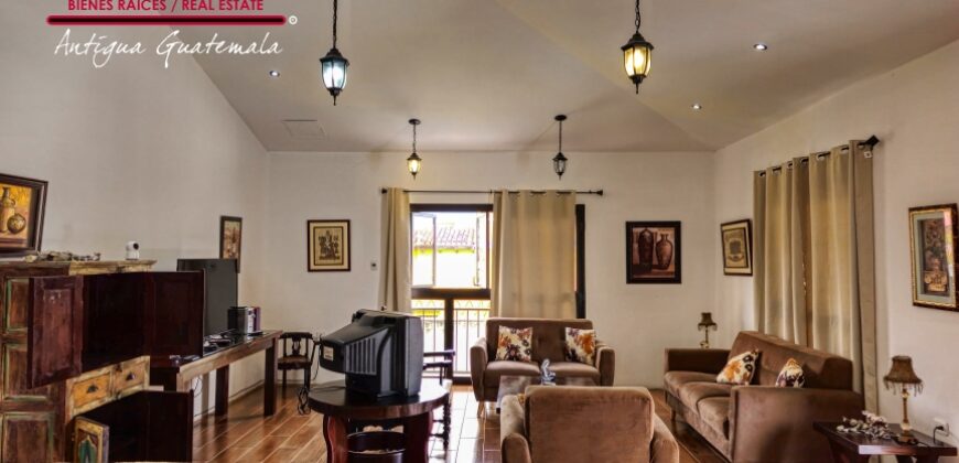 P307 – Furnished apartment in San Bartolome Becerra