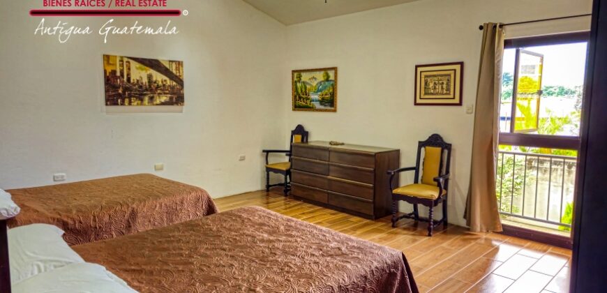 P307 – Furnished apartment in San Bartolome Becerra