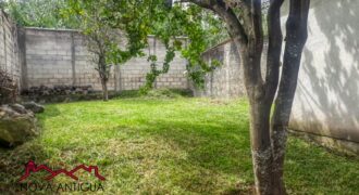 A4215 – Terreno en venta en Antigua Guatemala