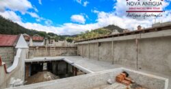 A4216 – House under construction in the Antigua Guatemala area