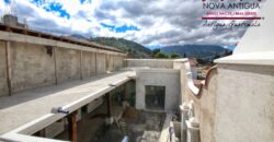 A4216 – House under construction in the Antigua Guatemala area