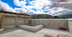 A4216 – House under construction in the Antigua Guatemala area