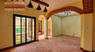 R26 – Casa nueva en residencial Antigua Gardens