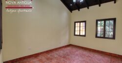 R26 – Casa nueva en residencial Antigua Gardens