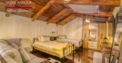 A4219 – House in the center of Antigua Guatemala
