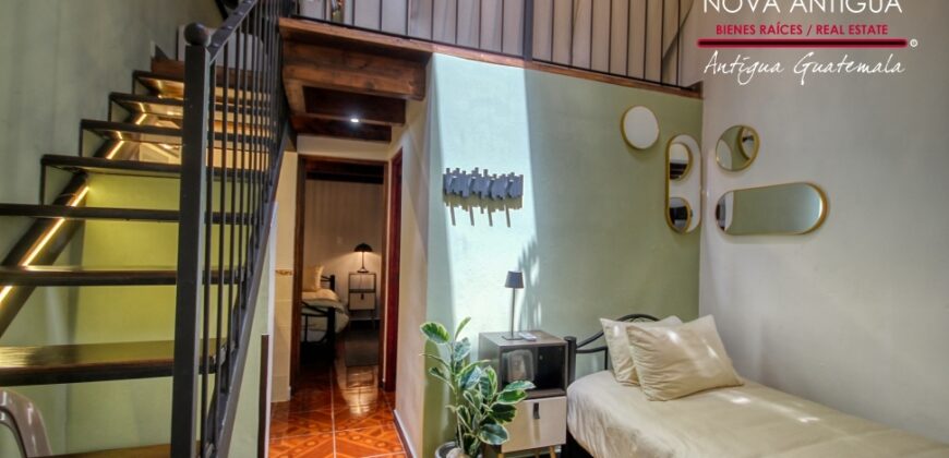 A4219 – House in the center of Antigua Guatemala