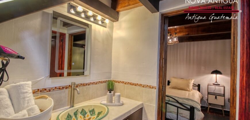 A4219 – Casa en el centro de Antigua Guatemala