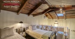 A4219 – House in the center of Antigua Guatemala