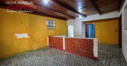 A4219 – House in the center of Antigua Guatemala