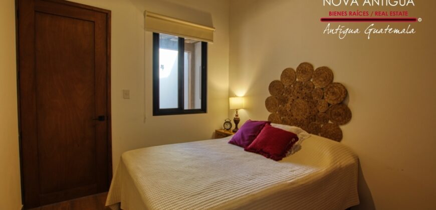 H109 – Hermoso townhouse en el area de San Pedro el Alto