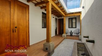 H109 – Hermoso townhouse en el area de San Pedro el Alto