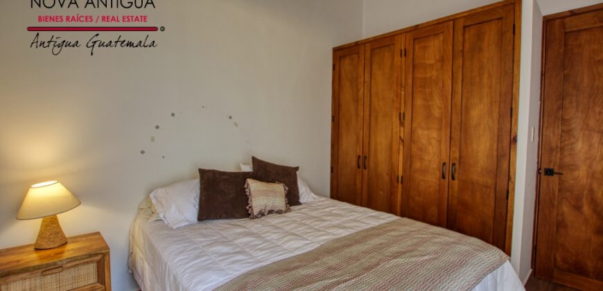 H109 – Hermoso townhouse en el area de San Pedro el Alto