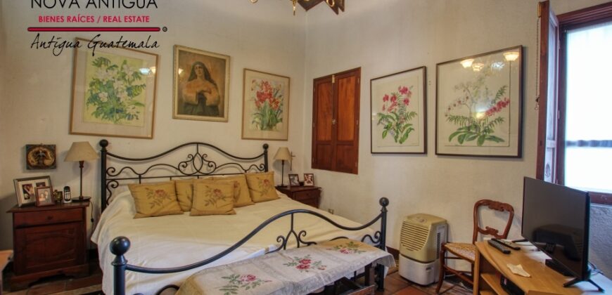 A4222 – Spectacular furnished house in residential area