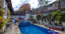 A4222 – Espectacular casa amueblada en residencial