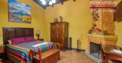 A4224 – Beautiful property in the Center of Antigua Guatemala