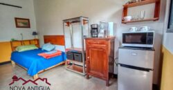 A4217 – Studio apartment in the center of Antigua