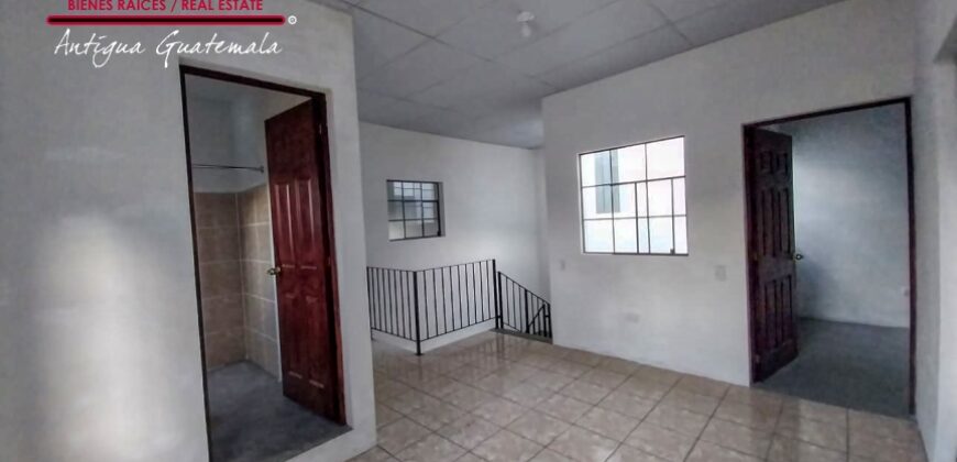 F360 – House without furniture in the Pastores area