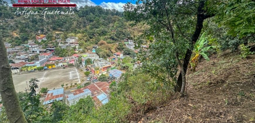 EH556- Terreno en venta en el area de la Guardiania