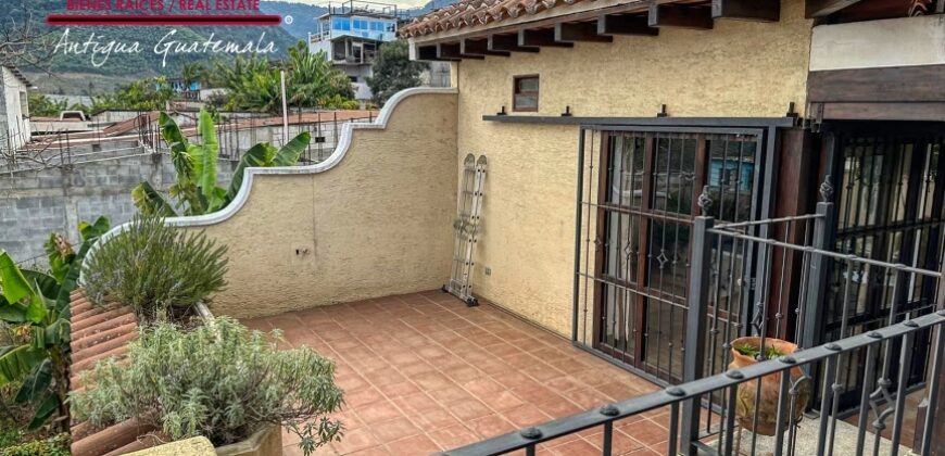 Q226 – Casa en renta en el area de San Juan del Obispo