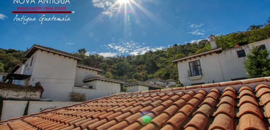 SI15 – Hermosa casa nueva en el área de Santa Inés