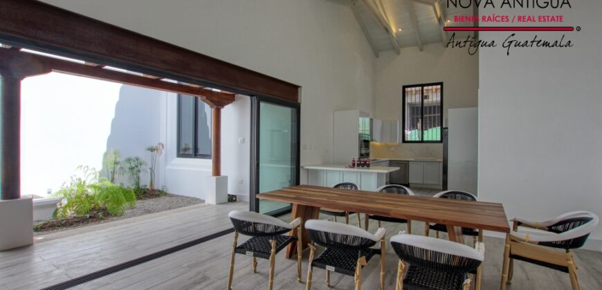 SI16 – Property under construction in Paseo Antigua