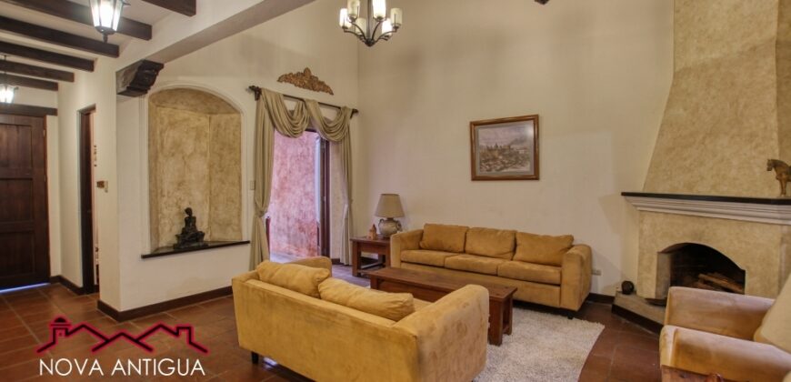 A4227 – Lindo apartamento cerca del parque central