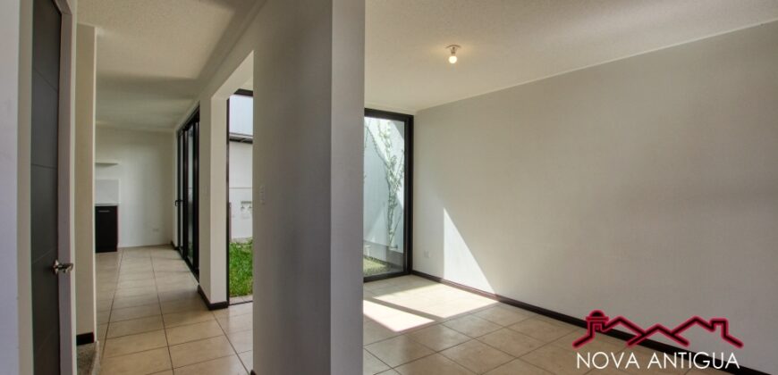 J127 – Casa de 3 habitaciones en renta