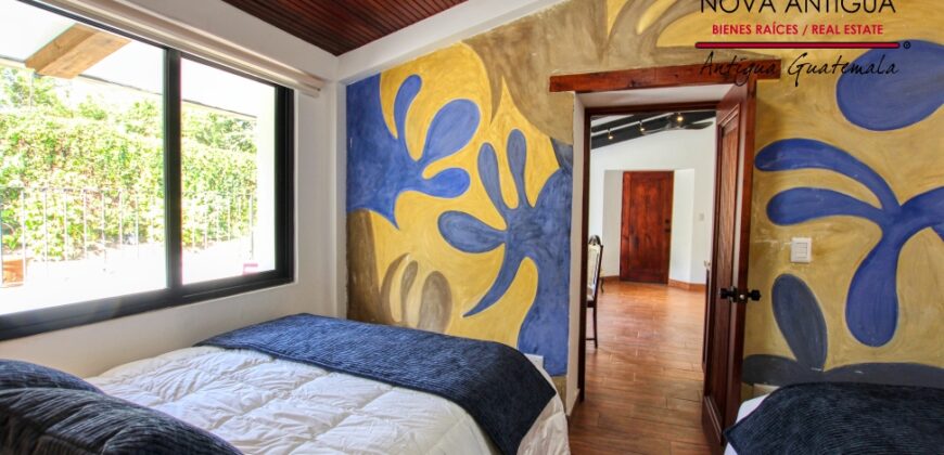 B142 – Apartamento amueblado en el area del Calvario