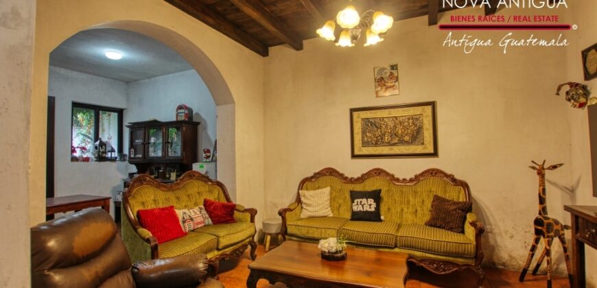 J128 – Ample property for rent in private residental