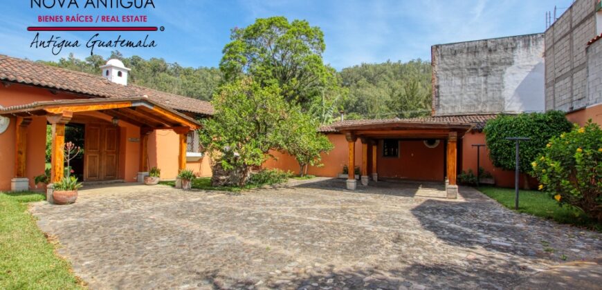 A4225 – Hermosa propiedad colonial en renta cerca de ruinas