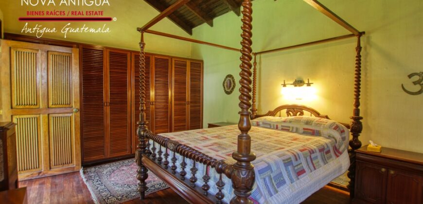 A4225 – Beautiful colonial property for short-term rentals