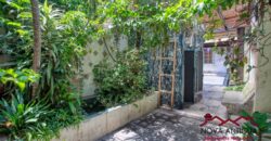 A4230 – Propiedad comercial en el casco de Antigua Guatemala