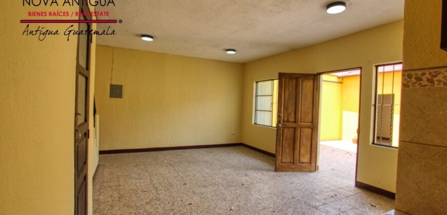 N42 – Corner House in the San Gaspar Vivar Area