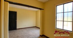 N42 – Corner House in the San Gaspar Vivar Area