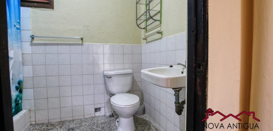 N42 – Corner House in the San Gaspar Vivar Area