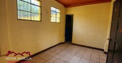 N42 – Corner House in the San Gaspar Vivar Area