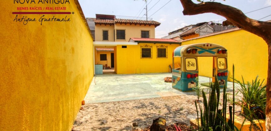 N42 – Casa de esquina en el area de San Gaspar Vivar