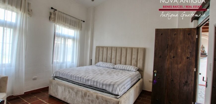 D289 – Bonita casa en residencial