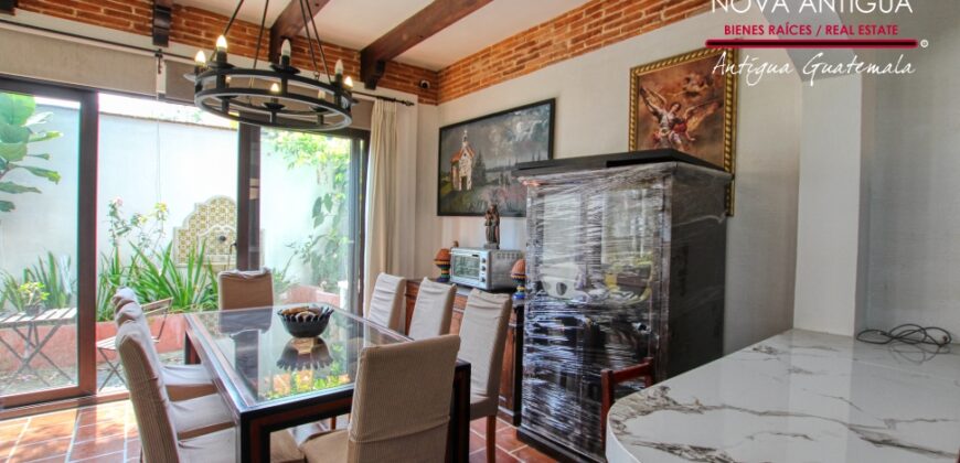 D289- House for rent in residential area