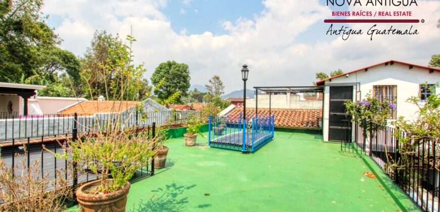 D289 – Bonita casa en residencial