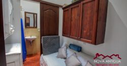 B144 – Beautiful house within a residential area in the Calvario area