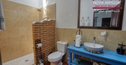 B144 – Beautiful house within a residential area in the Calvario area