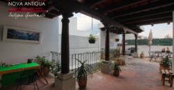 B144 – Beautiful house within a residential area in the Calvario area