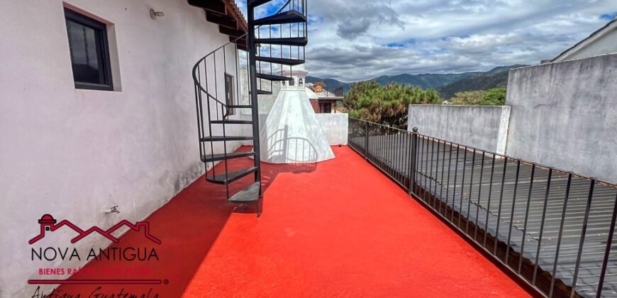 J129 – House for sale in Alameda Don Vicente Condominium