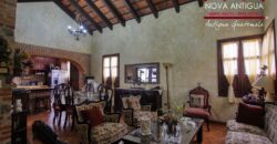 B145- Bonita casa amueblada y equipada en condominio